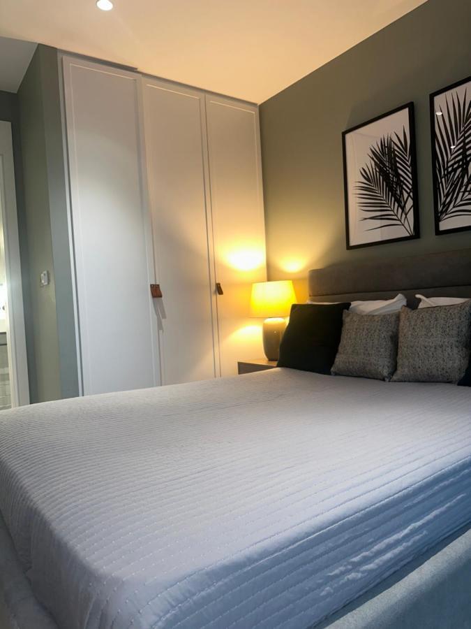Godson Luxury One Bed Apartment Лондон Екстер'єр фото